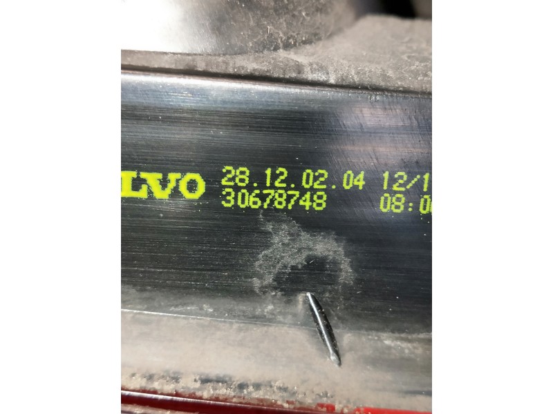 Recambio de piloto trasero derecho para volvo v50 familiar 1.8 kinetic referencia OEM IAM 30678748  