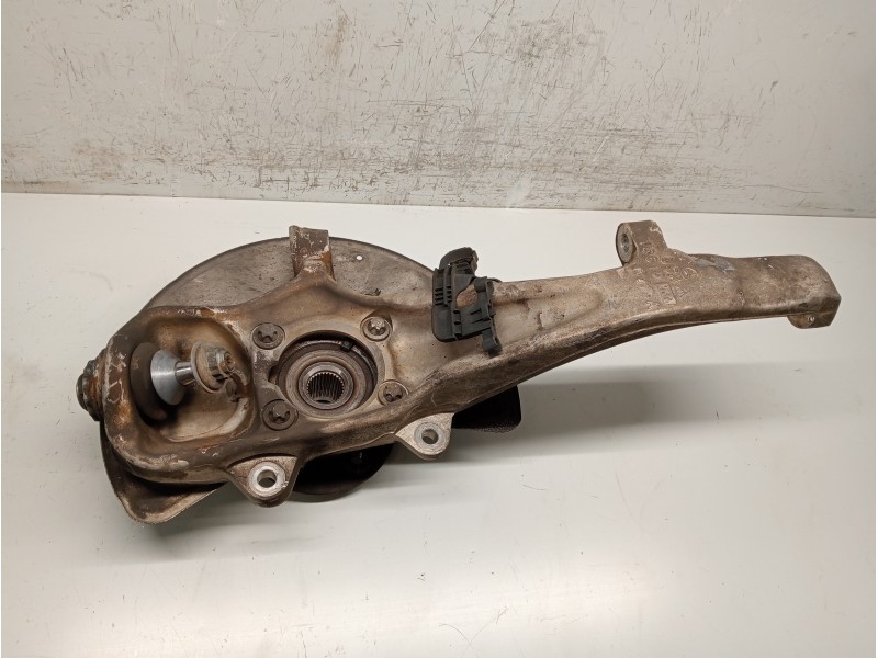 Recambio de mangueta delantera derecha para mercedes clase m (w166) referencia OEM IAM   