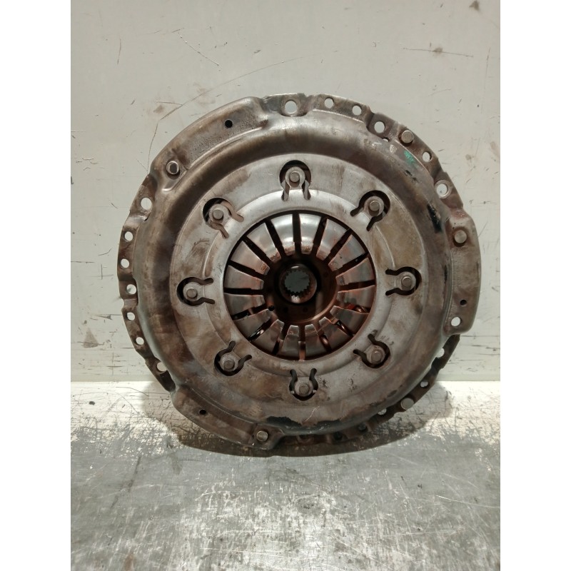 Recambio de kit embrague para nissan primastar (x83) avantour 7 asientos distancia entre ejes corta 2,84t referencia OEM IAM 308