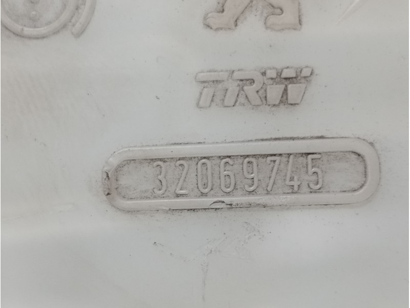 Recambio de bomba freno para citroen c4 cactus referencia OEM IAM 32069745  