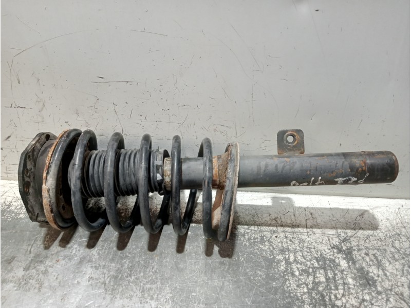 Recambio de amortiguador delantero derecho para citroen berlingo referencia OEM IAM 420714  