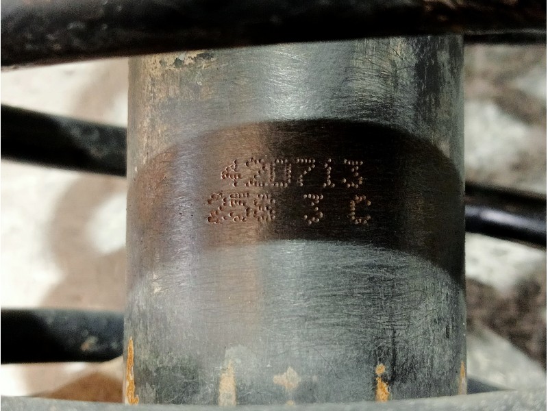 Recambio de amortiguador delantero izquierdo para citroen berlingo referencia OEM IAM 420713  