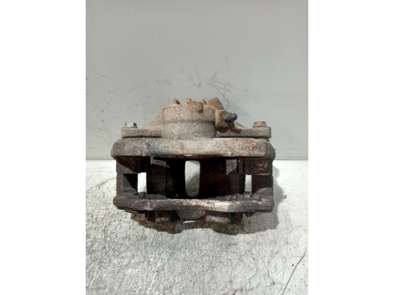 Recambio de pinza freno delantera derecha para citroen berlingo referencia OEM IAM Y01132  