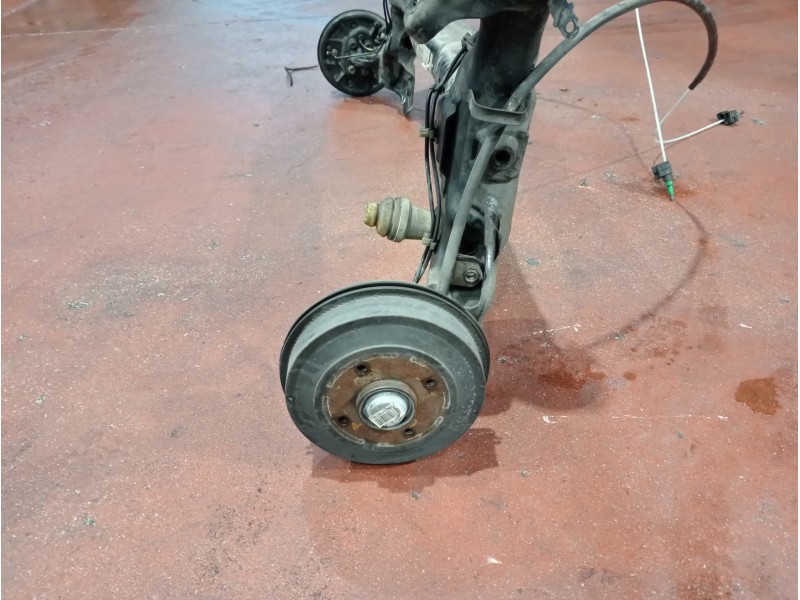 Recambio de puente trasero para citroen c4 cactus referencia OEM IAM 9674696980  TAMBOR / ABS