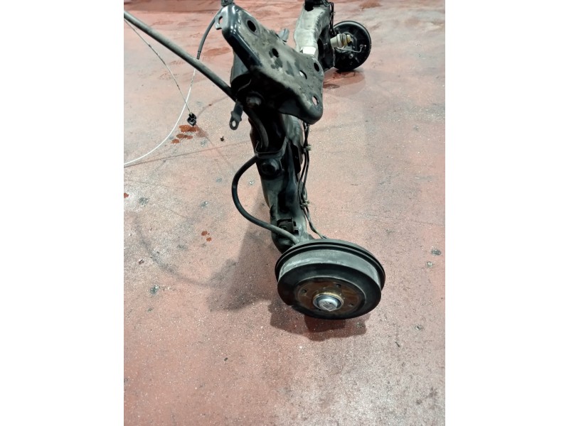 Recambio de puente trasero para citroen c4 cactus referencia OEM IAM 9674696980  TAMBOR / ABS