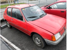 peugeot 205 berlina del año 1985