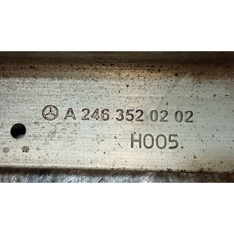 Recambio de brazo suspension inferior trasero derecho para mercedes clase b (w246) b 180 cdi be (246.200) referencia OEM IAM A24