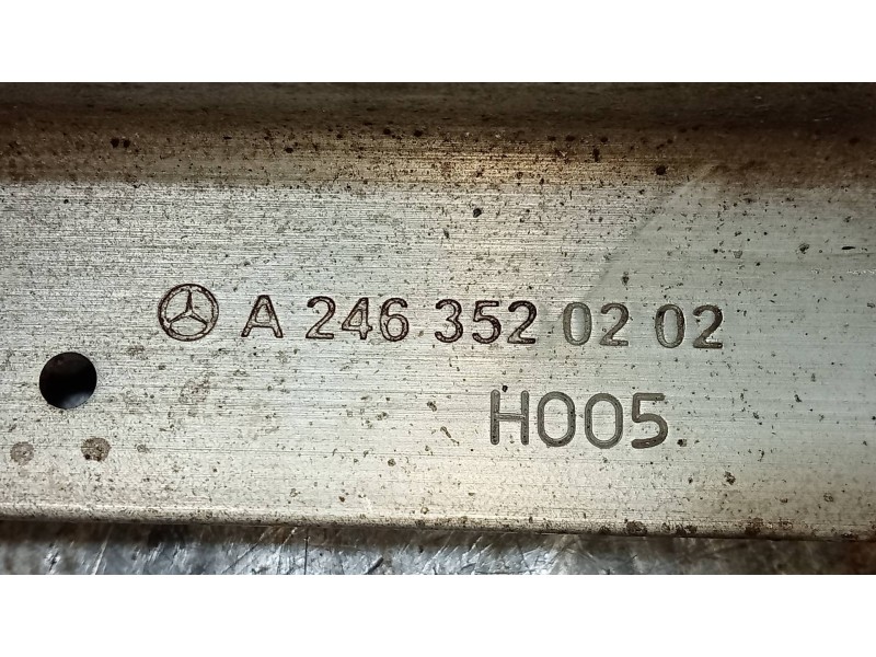 Recambio de brazo suspension inferior trasero derecho para mercedes clase b (w246) b 180 cdi be (246.200) referencia OEM IAM A24