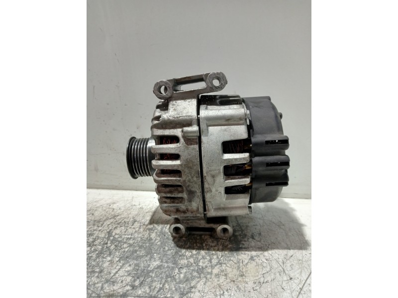 Recambio de alternador para mercedes clase c (w205) lim. referencia OEM IAM A0009067802 2618187B FG18S127