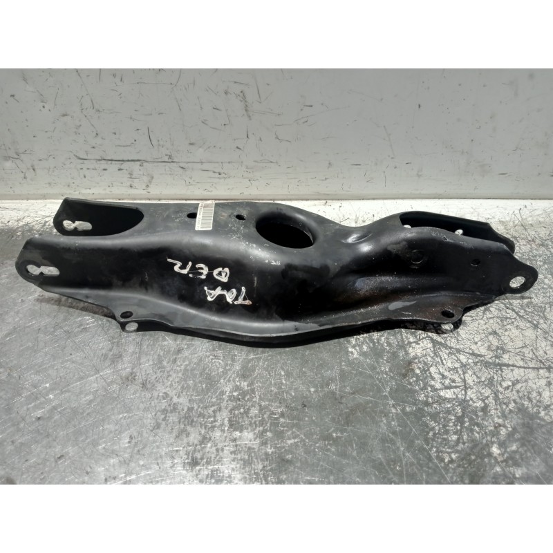 Recambio de brazo suspension inferior trasero derecho para mercedes clase c (w205) lim. referencia OEM IAM 2053500441  