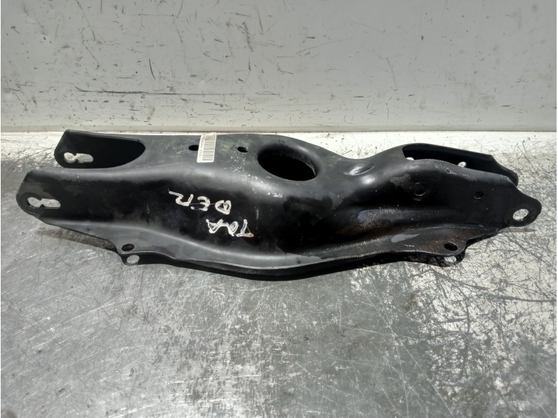 Recambio de brazo suspension inferior trasero derecho para mercedes clase c (w205) lim. referencia OEM IAM 2053500441  