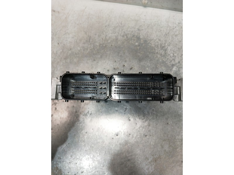 Recambio de centralita motor uce para mercedes clase c (w205) lim. referencia OEM IAM A6519004500 28448056 A6519014000