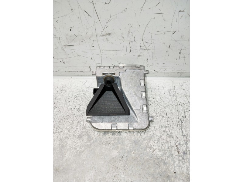 Recambio de modulo electronico para mercedes clase c (w205) lim. referencia OEM IAM A2229003907 2841056115300 CAMARA DELANTERA