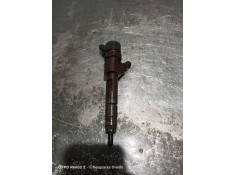 Recambio de inyector para nissan primastar (x83) avantour 7 asientos distancia entre ejes corta 2,84t referencia OEM IAM 0445110