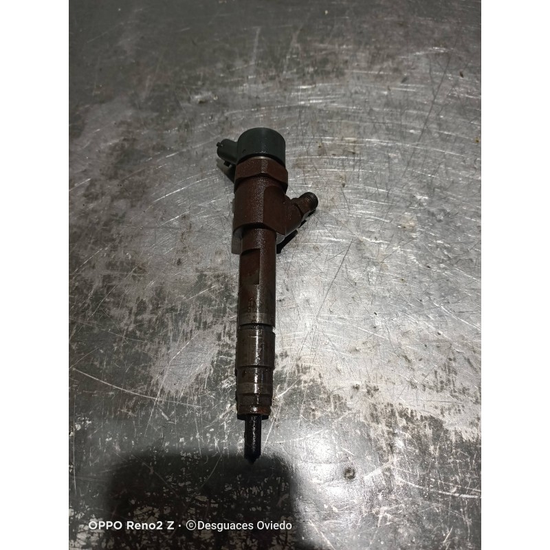Recambio de inyector para nissan primastar (x83) avantour 7 asientos distancia entre ejes corta 2,84t referencia OEM IAM 0445110