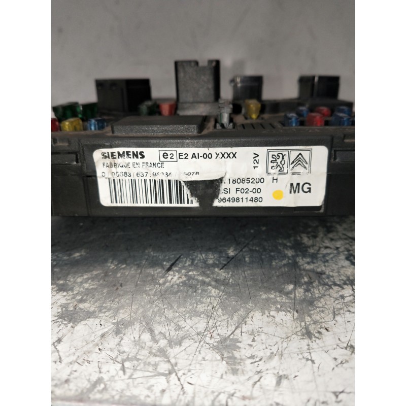 Recambio de caja reles / fusibles para citroen c3 1.4 hdi sx plus referencia OEM IAM 9649811480  