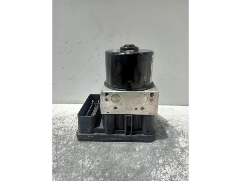 Recambio de abs para volvo v50 familiar 1.8 kinetic referencia OEM IAM 30736589A 4N512C405EC 30736588