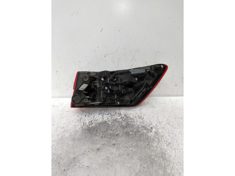 Recambio de piloto trasero izquierdo para audi a4 avant (8w5) sport edition quattro referencia OEM IAM 8W9945091 81500101 