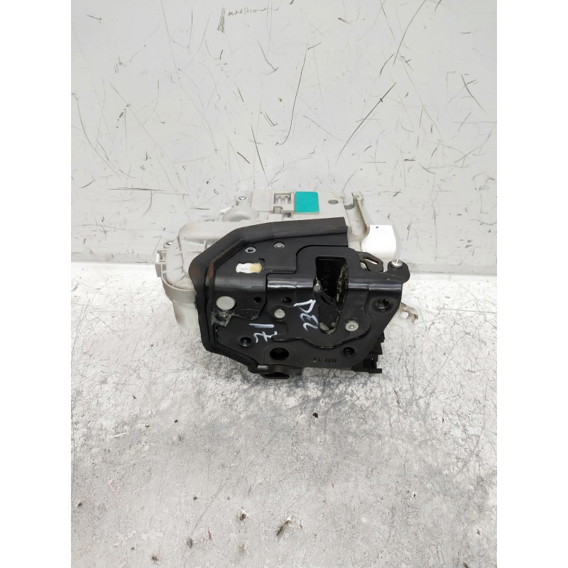 Recambio de motor cierre centralizado delantero izquierdo para audi a4 avant (8w5) sport edition quattro referencia OEM IAM 8X18