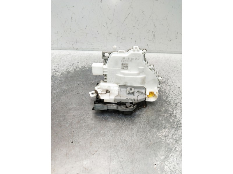 Recambio de motor cierre centralizado delantero izquierdo para audi a4 avant (8w5) sport edition quattro referencia OEM IAM 8X18