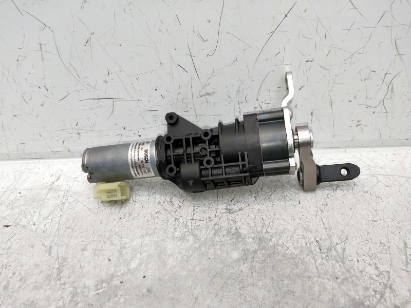 Recambio de motor cierre centralizado porton para audi a4 avant (8w5) sport edition quattro referencia OEM IAM 8W9827852A 139722
