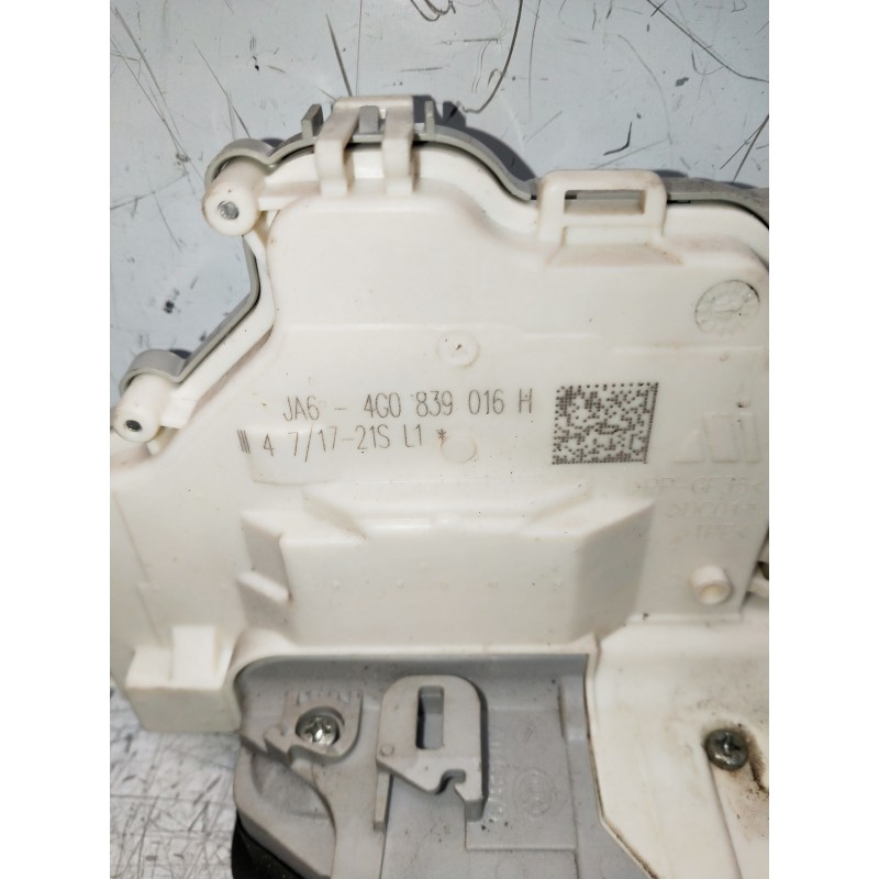 Recambio de motor cierre centralizado trasero derecho para audi a4 avant (8w5) sport edition quattro referencia OEM IAM 4G083901