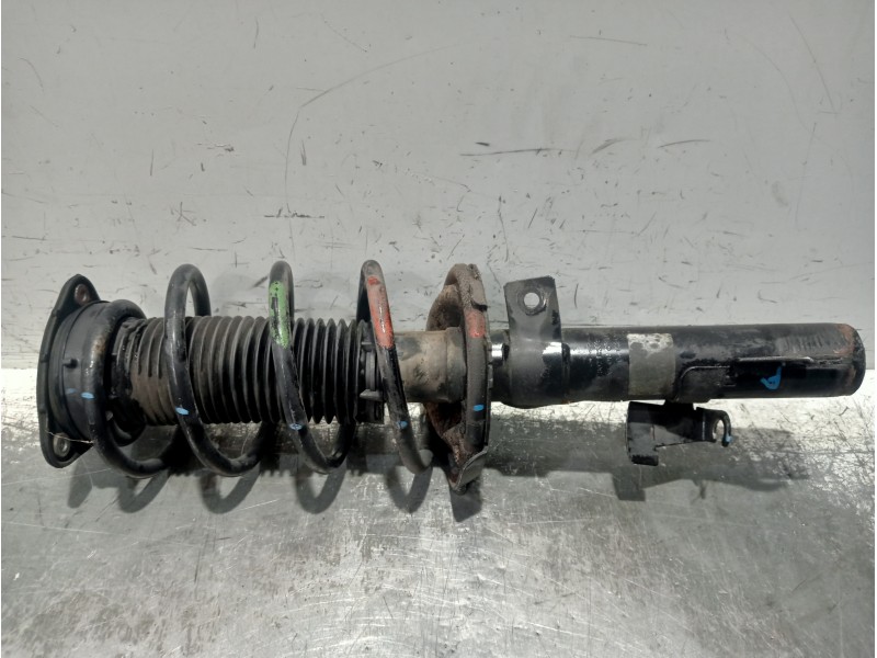 Recambio de amortiguador delantero derecho para volvo v50 familiar 1.8 kinetic referencia OEM IAM 30714388  00733967