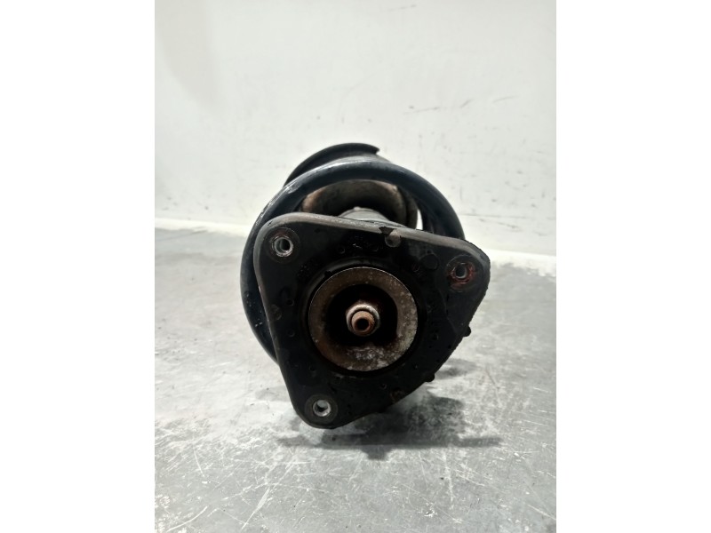 Recambio de amortiguador delantero derecho para volvo v50 familiar 1.8 kinetic referencia OEM IAM 30714388  00733967