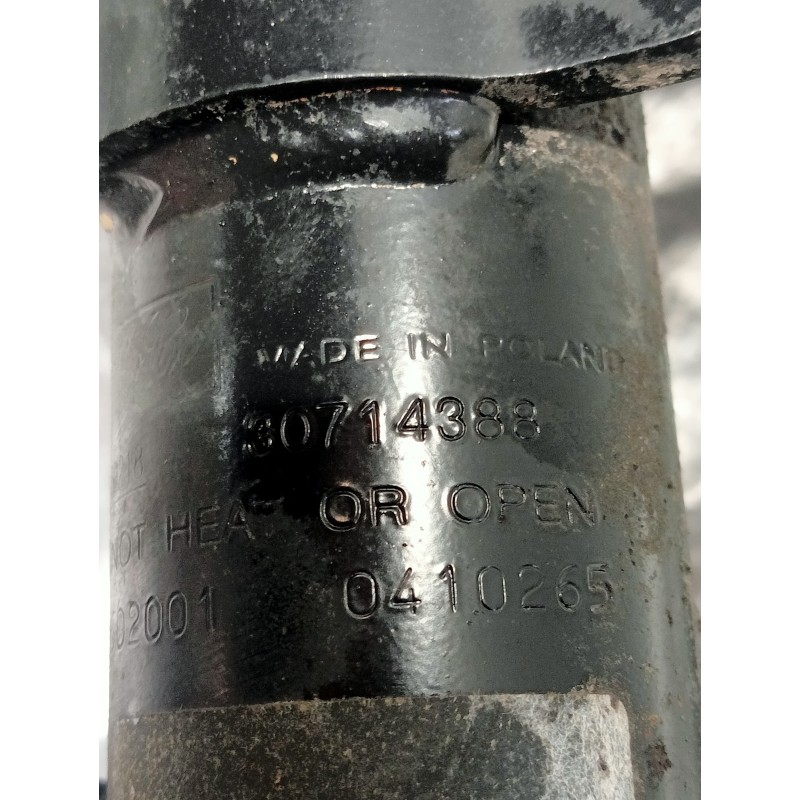 Recambio de amortiguador delantero derecho para volvo v50 familiar 1.8 kinetic referencia OEM IAM 30714388  00733967