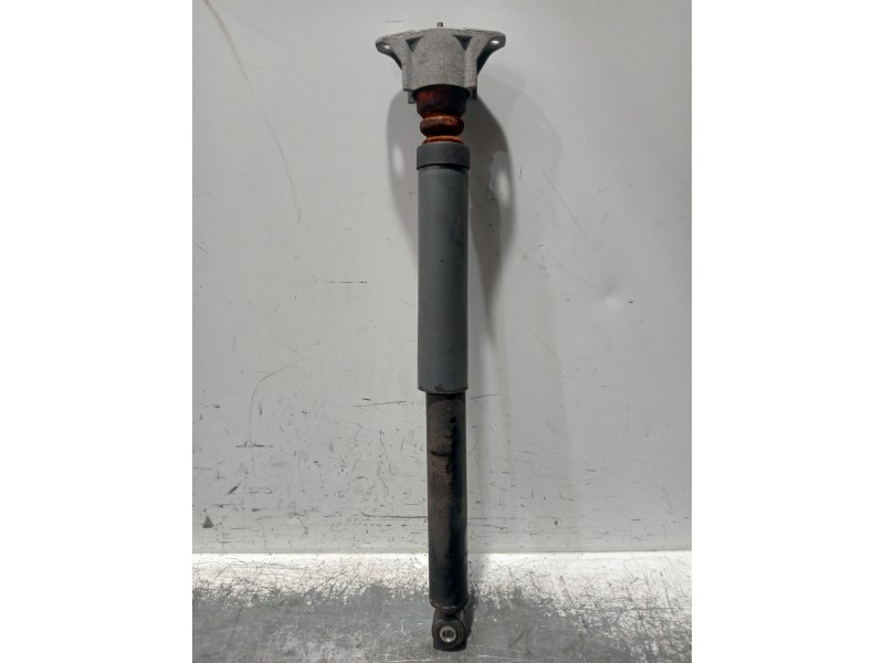 Recambio de amortiguador trasero derecho para volvo v50 familiar 1.8 kinetic referencia OEM IAM 442127 30723047 44212730723047