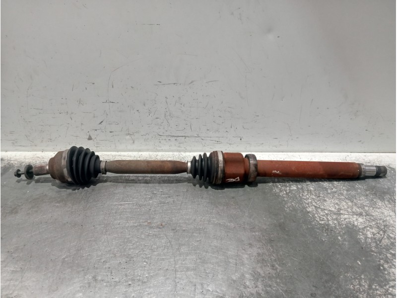 Recambio de transmision delantera derecha para volvo v50 familiar 1.8 kinetic referencia OEM IAM 30681127  T041106