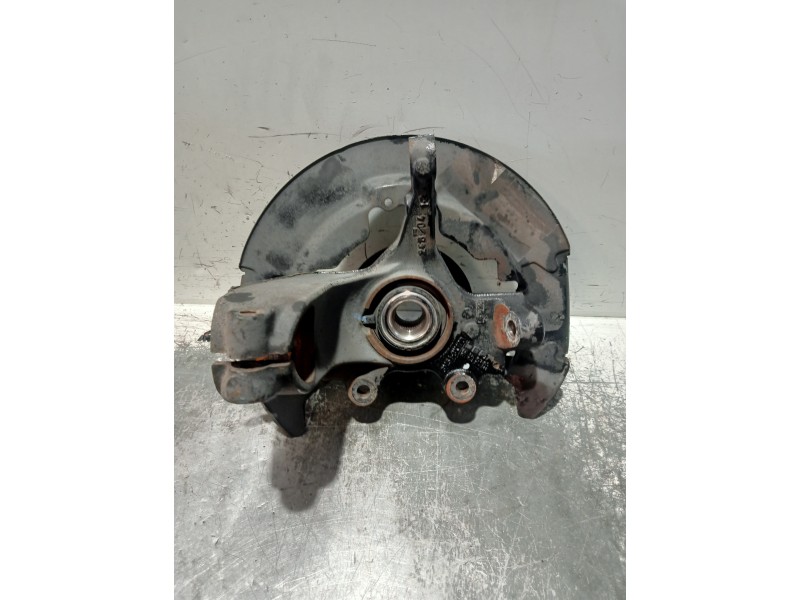 Recambio de mangueta delantera derecha para volvo v50 familiar 1.8 kinetic referencia OEM IAM 3M513K170  