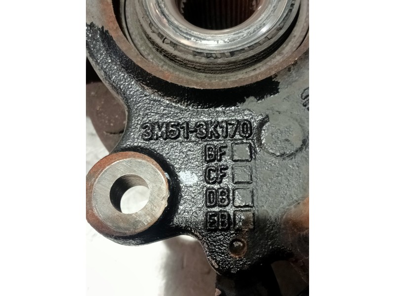 Recambio de mangueta delantera derecha para volvo v50 familiar 1.8 kinetic referencia OEM IAM 3M513K170  
