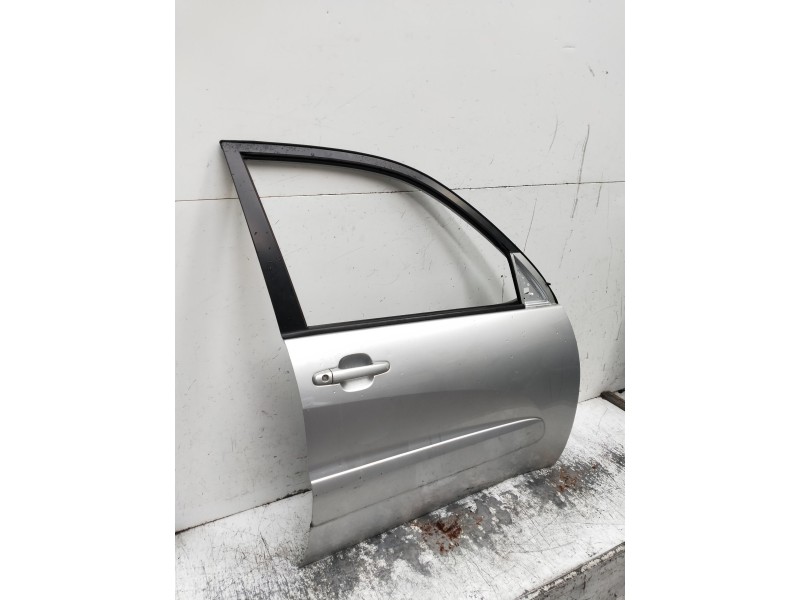 Recambio de puerta delantera derecha para toyota rav 4 (a2) 2.0 16v cat referencia OEM IAM   5P
