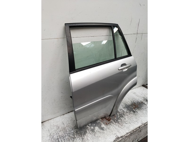 Recambio de puerta trasera izquierda para toyota rav 4 (a2) 2.0 16v cat referencia OEM IAM   5P