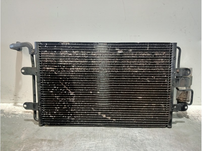 Recambio de condensador / radiador aire acondicionado para volkswagen golf iv berlina (1j1) gti referencia OEM IAM 1J08204110  
