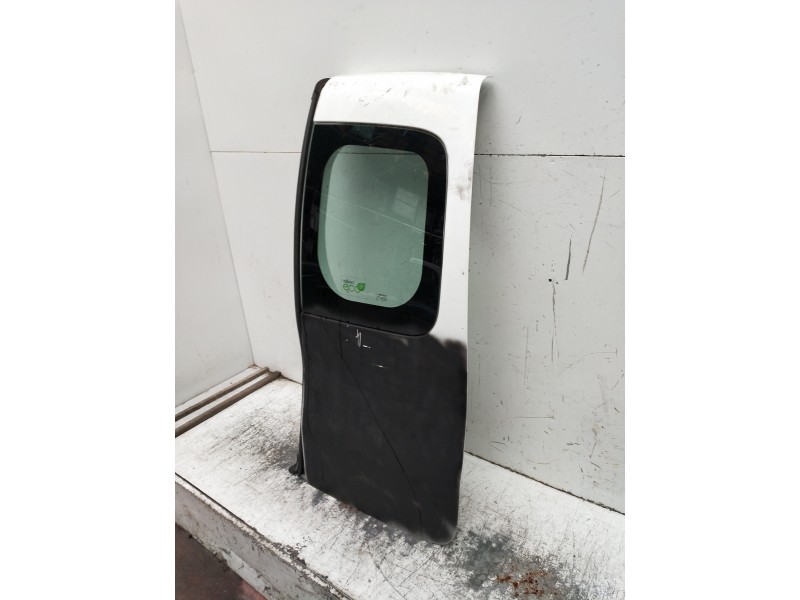 Recambio de puerta trasera derecha para renault kangoo profesional referencia OEM IAM   5P