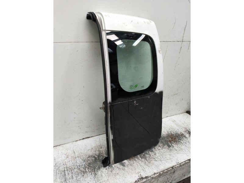 Recambio de puerta trasera derecha para renault kangoo profesional referencia OEM IAM   5P