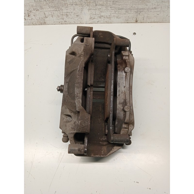 Recambio de pinza freno delantera derecha para audi a4 avant (8w5) sport edition quattro referencia OEM IAM 8W06CC  