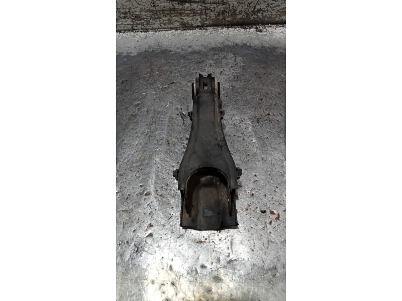 Recambio de brazo suspension superior trasero derecho para mercedes clase b (w246) b 180 cdi be (246.200) referencia OEM IAM   