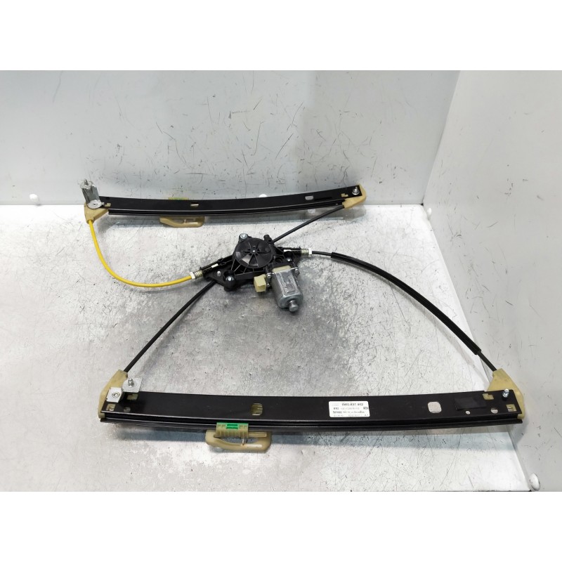 Recambio de elevalunas delantero derecho para audi a4 avant (8w5) sport edition quattro referencia OEM IAM 8W0837462  5P