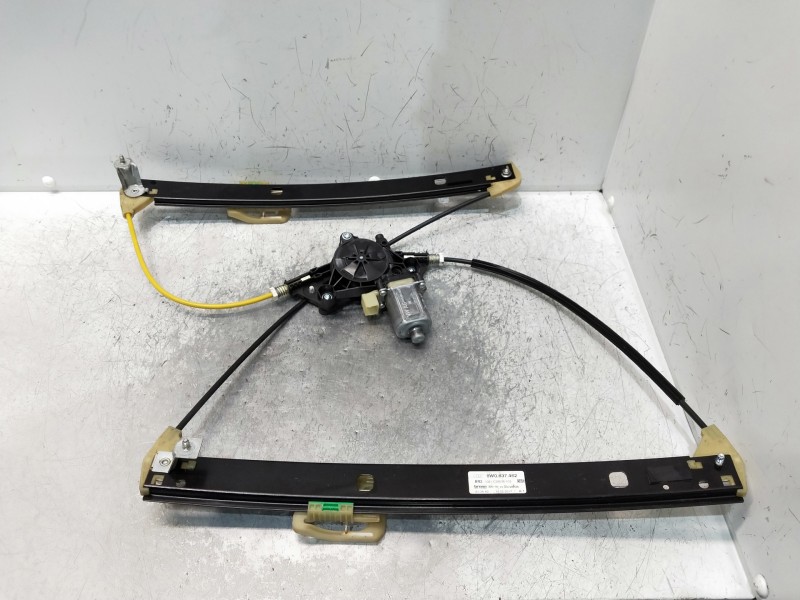 Recambio de elevalunas delantero derecho para audi a4 avant (8w5) sport edition quattro referencia OEM IAM 8W0837462  5P