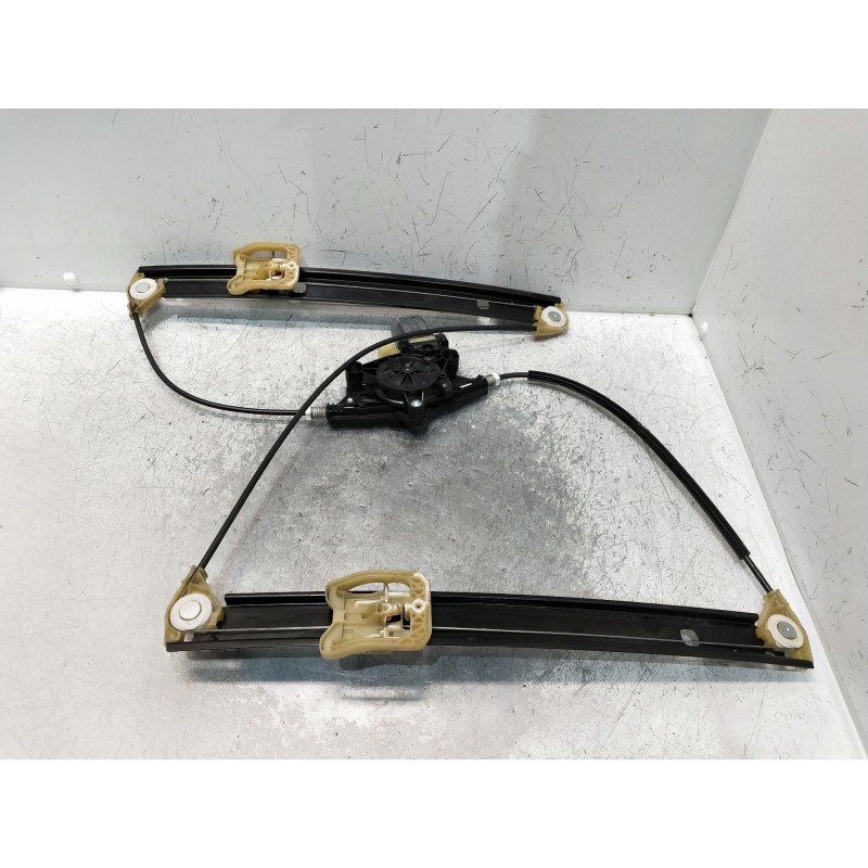 Recambio de elevalunas delantero izquierdo para audi a4 avant (8w5) sport edition quattro referencia OEM IAM 8W0837461  5P
