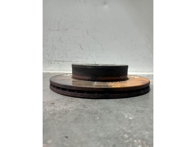 Recambio de disco freno delantero para hyundai accent (lc) referencia OEM IAM   