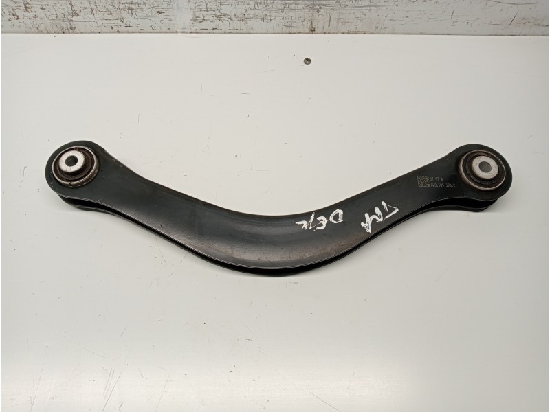 Recambio de brazo suspension superior trasero derecho para audi a4 avant (8w5) sport edition quattro referencia OEM IAM 8W050537