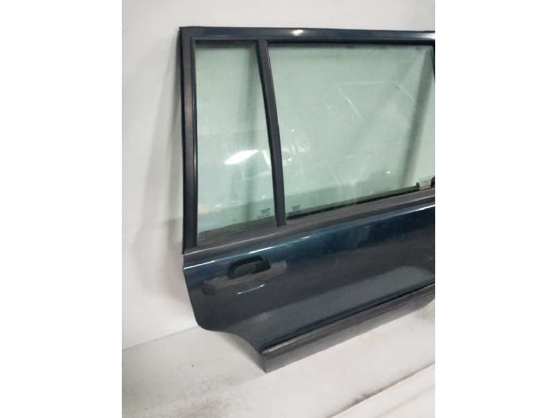Recambio de puerta trasera derecha para volvo serie 940 berlina/familiar referencia OEM IAM   