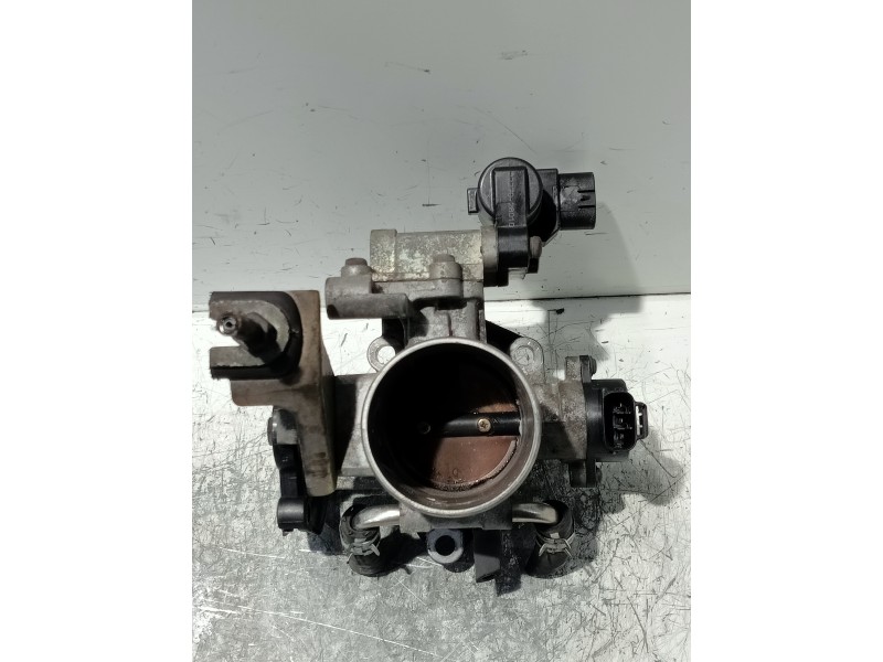 Recambio de caja mariposa para toyota rav 4 (a2) 2.0 16v cat referencia OEM IAM 2227028010  8945233030