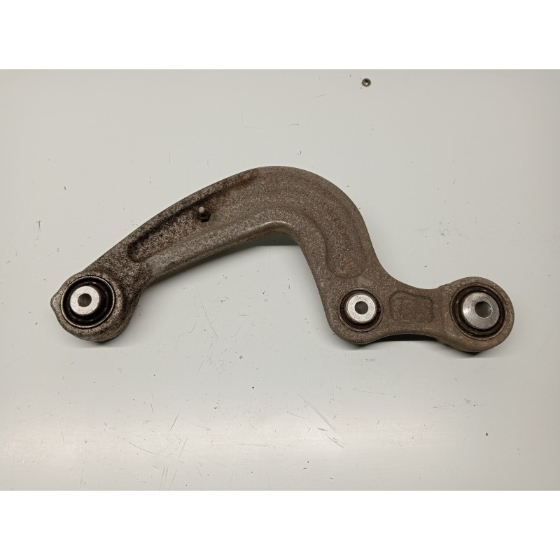 Recambio de brazo suspension inferior trasero izquierdo para audi a4 avant (8w5) sport edition quattro referencia OEM IAM 8W0505