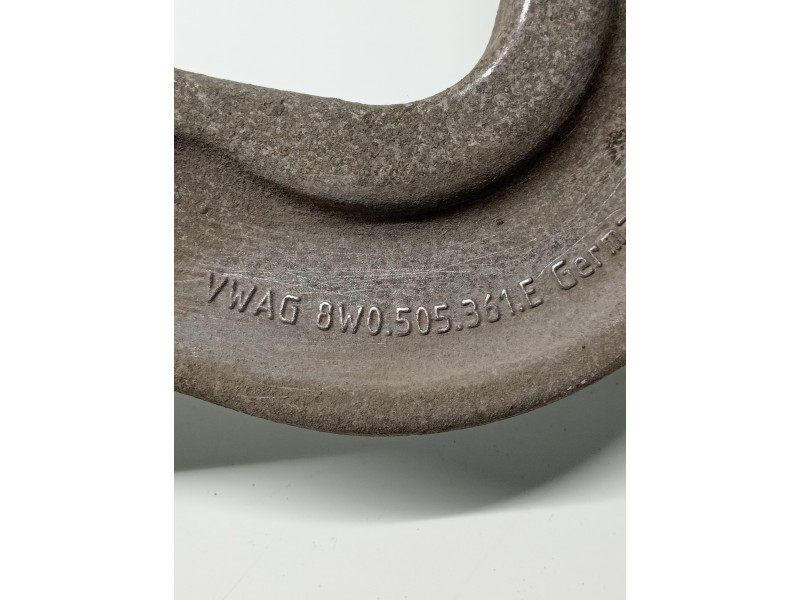 Recambio de brazo suspension inferior trasero izquierdo para audi a4 avant (8w5) sport edition quattro referencia OEM IAM 8W0505