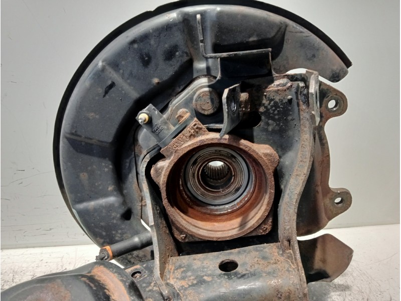 Recambio de mangueta trasera derecha para toyota rav 4 (a2) 2.0 16v cat referencia OEM IAM   
